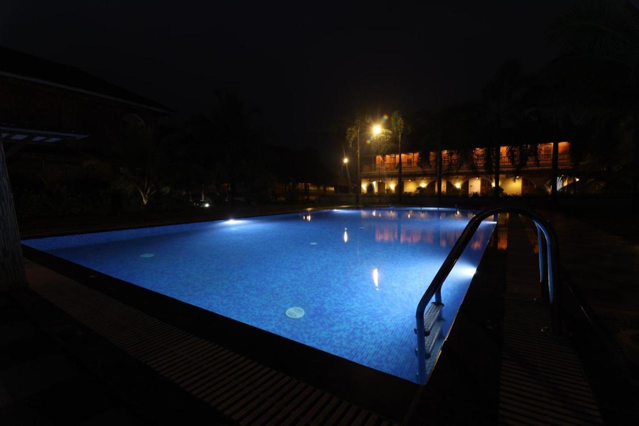 Kumarakom Heritage Resort Kottayam Exterior foto